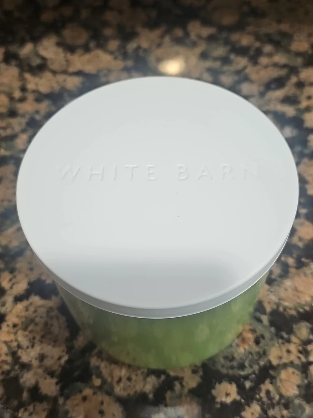 White Barn Island Margarita Scented 3 Wick Candle - Picture 3 of 4